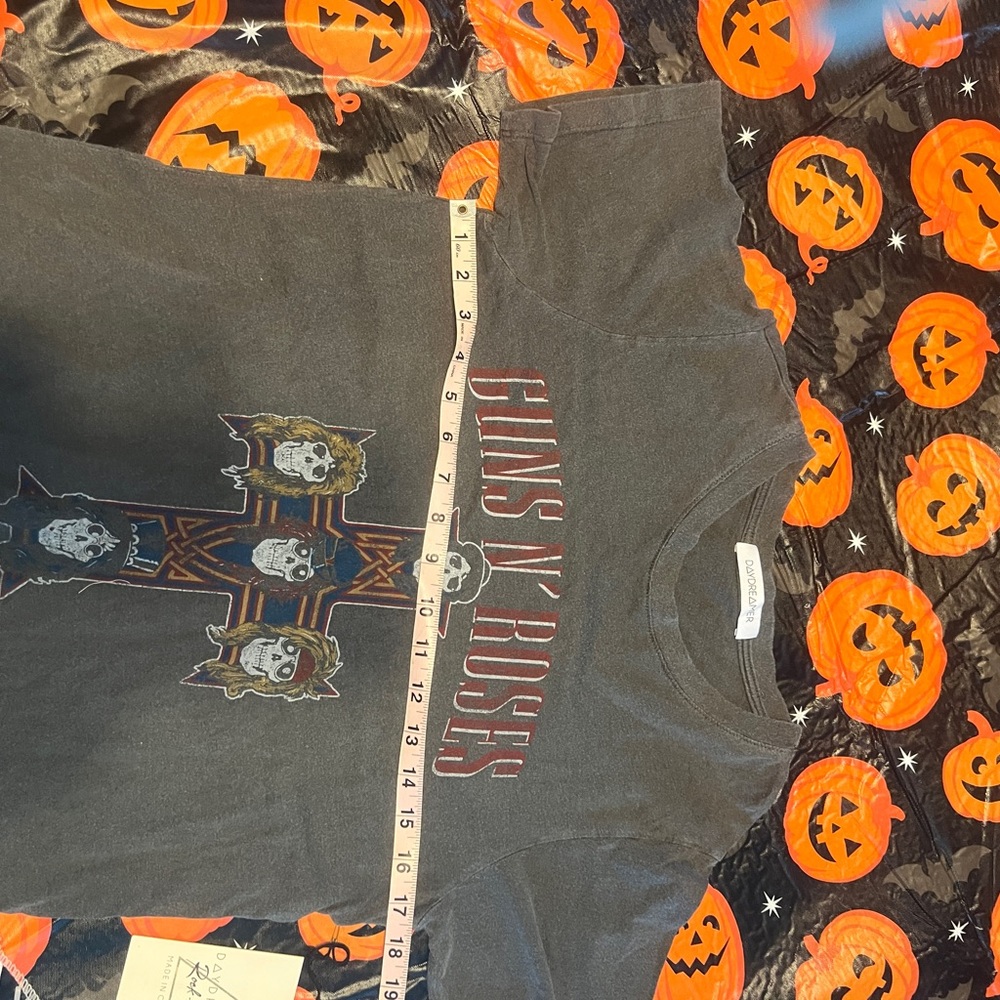 Guns N Roses Tee - Picture 4 of 6